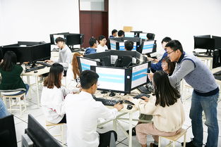 計(jì)算機(jī)應(yīng)用技術(shù)專業(yè) 現(xiàn)代計(jì)算機(jī)技術(shù)培訓(xùn)的核心支柱